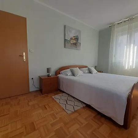 Cosy In Tourist Area Apartamento