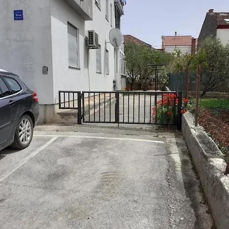 Cosy In Tourist Area Apartment Zadar